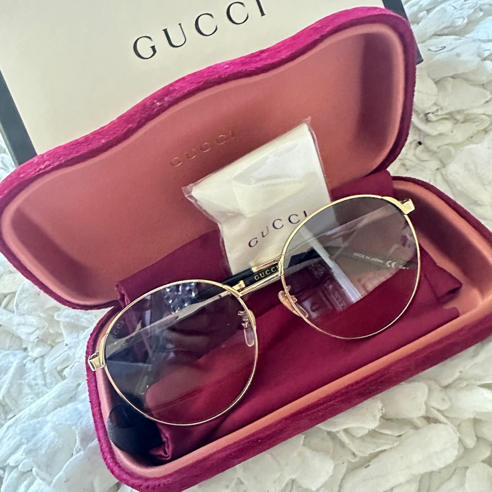 Gucci Gold Aviator Sunglasses